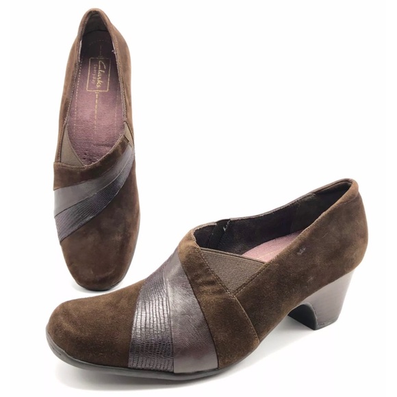 clarks dress pumps